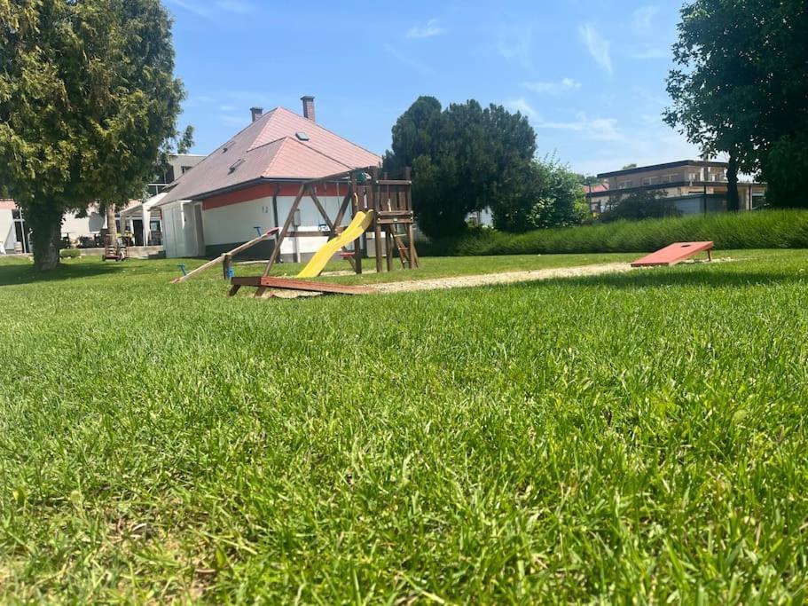 Hedon Brewing Niko Apartment - 200 Meter To The Beach Balatonvilágos Exterior foto